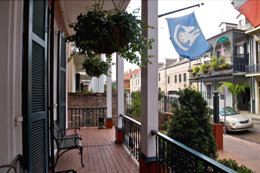 Hotel Le Richelieu in the French Quarter New Orleans Exterior foto